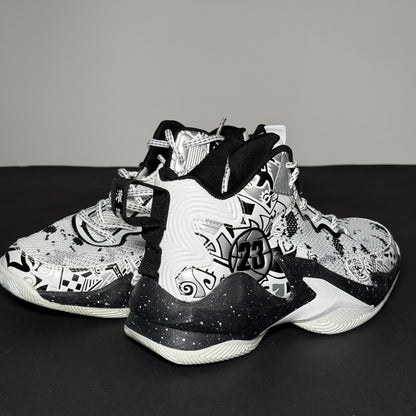 נעלי כדורסל בעיצוב מיוחד