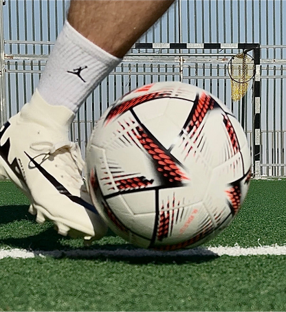 נעלי כדורגל- AIR